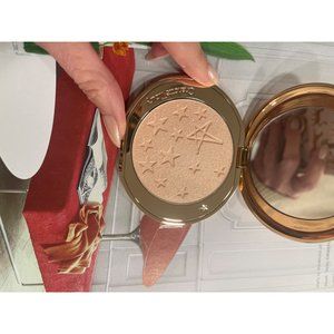 CHARLOTTE TILBURY  Glow GlideFace Architect Highlighter - Champagne Glow New in